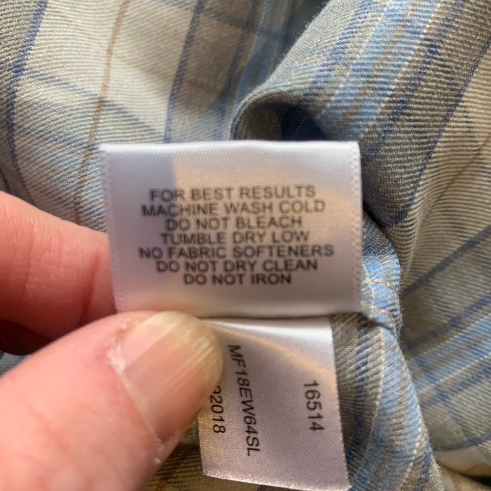 Peter Millar button down - Picture 8 of 8